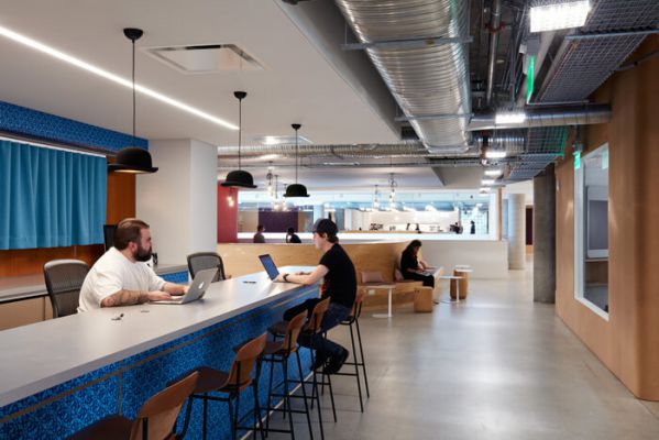 擴建的辦公室設(shè)計裝修中空間打造